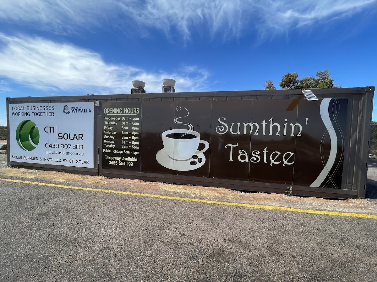 Banner Sumthin' Tastee 01